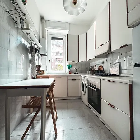 Cozy Apartment In Via Washington Freshly Renovated Milan Exterior photo