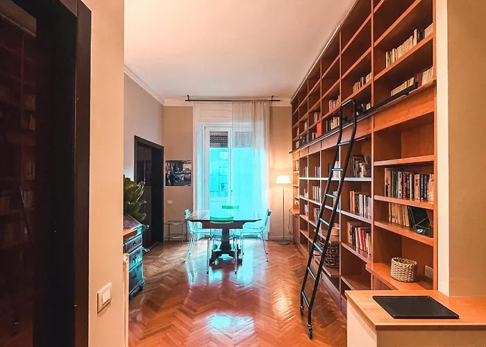 Cozy Apartment In Via Washington Freshly Renovated